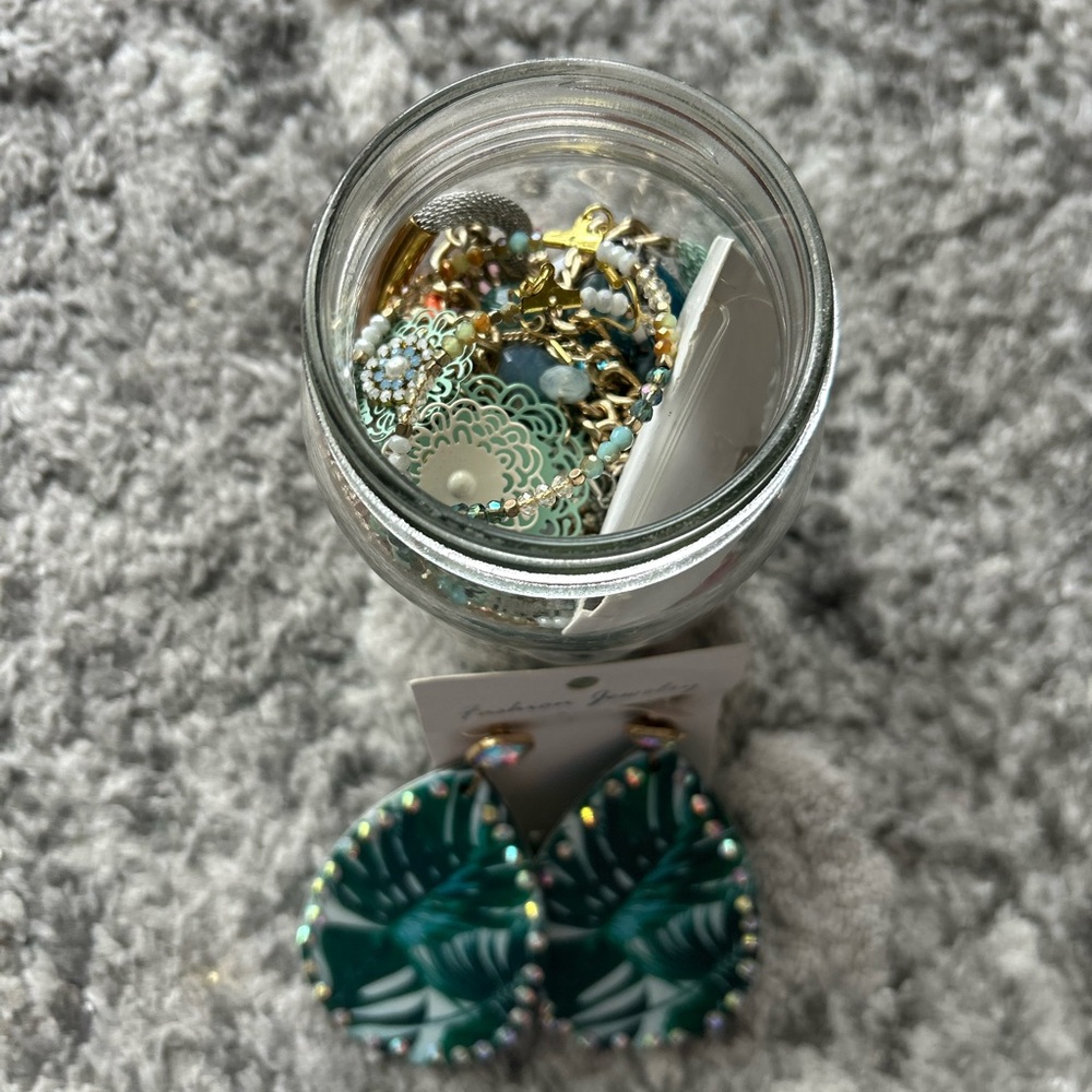 Mystery Jewelry Jar - Picture 1 of 6